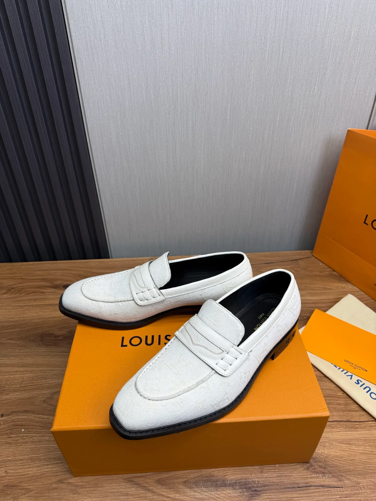Factory 720💰 LV. Men's business casual leather shoes, all made of imported original brand leather, just to create a more comfortable wearing experience, original non-slip and wear-resistant outsole ✔️16-45 (38.45 non-refundable)